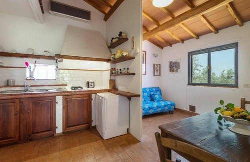 Scansano House | Beautiful private villa for 4 guests with private pool, A/C, TV, terrace, panoramic view and par.