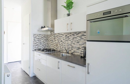 Nunspeet House | Beautiful private villa for 4 people with WIFI, pool, TV and terrace