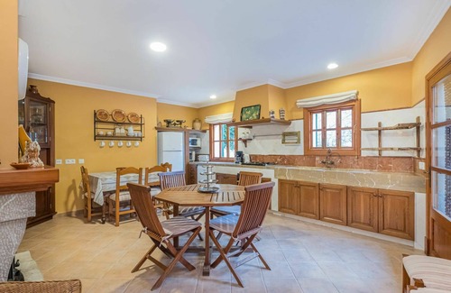 Selva House | Beautiful private villa for 8 guests with WIFI, A/C, private pool, TV and terrace
