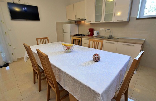 Caporice House | Beautiful private villa for 7 people with private pool, WIFI, A/C, TV and terrace