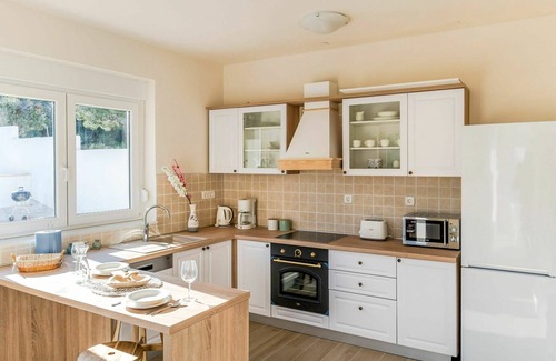 Pridraga House | Beautiful private villa for 10 guests with A/C, private pool, WIFI, TV, patio and pets allowed