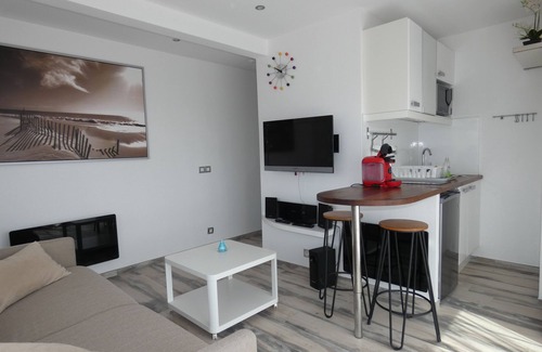 Capbreton Apartment | Beautiful renovated apartment, facing the Port