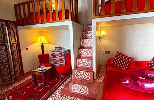 Mechouar-Kasbah House | Beautiful riad exclusively in Marrakech, "Riad La Perle Rouge"