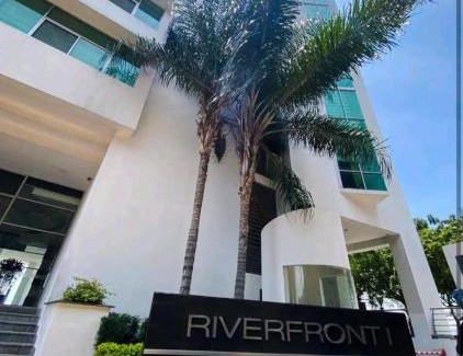 Las Penas Apartment | Beautiful river view 401
