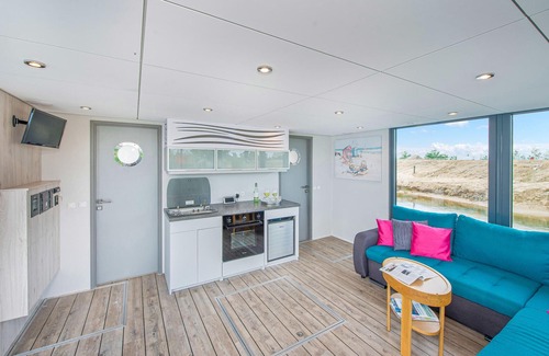 Cedry Wielkie Boat Rental | Beautiful ship in Blotnik with WiFi