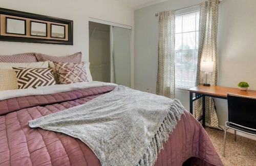 Orlando Apartment | Beautiful Studio apartment (420006) by Houzlet