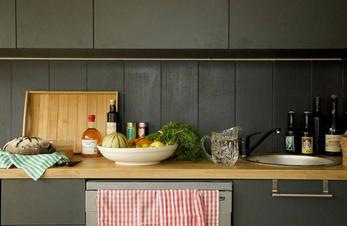 Pont-l'Eveque Apartment | Beautiful studio with garden in a large, renovated townhouse from 2021.