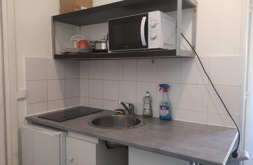 Quartier de la Goutte-d'Or Apartment | Beautiful Studio near Sacré Coeur