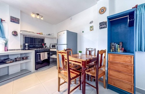 Colonia Meteorologico Apartment | Beautiful Studio with Shared Rooftop Pool