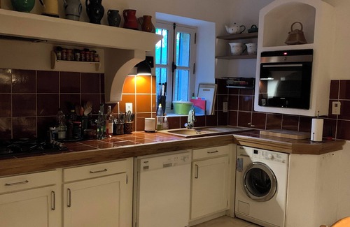 Apt House | Beautiful summerhouse.