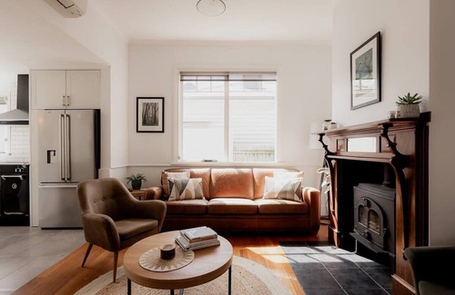 Sandy Bay House | Beautiful three bedroom period house in Sandy Bay