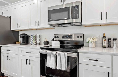 Worcester House | Beautiful Three Bedroom Luxury Townhouse