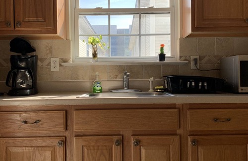 Newark Apartment | Beautiful & unique home with 3 bedrooms and two bathroom.