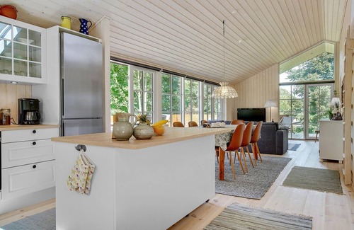Borre House | Beautiful vacation home on the beach at Råbylille on Møn.