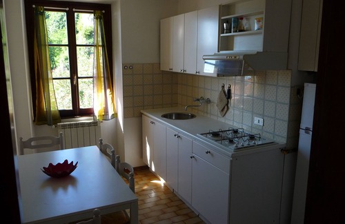 Menaggio Apartment | Beautiful view of the lake and mountains, free WiFi, calm.