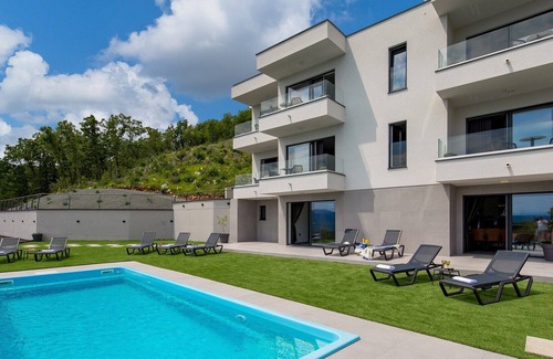 Obrs Villa | Beautiful Villa Amata in Kvarner