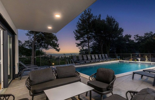 Obrs Villa | Beautiful Villa Visum Mare Tribus