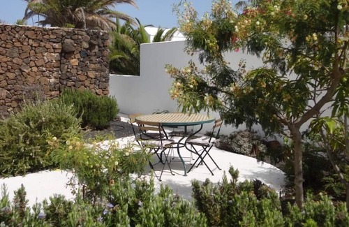 Costa Teguise House | Beautiful villa 250m2 on the golf course 7 persons