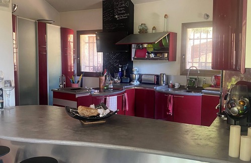 Villeneuve-Loubet Villa | Beautiful Villa (8 prs) located in a quiet residential area.