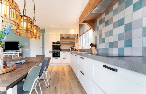 De Koog Villa | Beautiful Villa in De Koog Texe with Fenced Garden