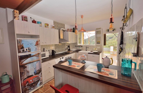Cartajima Villa | Beautiful villa with private pool and mountain’s view