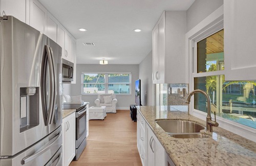 Boca Raton House | Beautiful Waterfront home for rent in Boca Raton with Ocean Access
