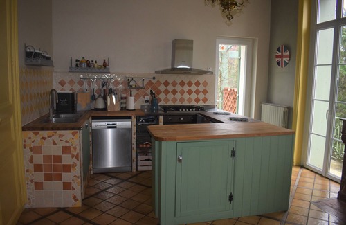 Pons House | Beautiful whole large house to rent in Pons 5 large double bedrooms, 4 bathrooms