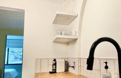 Gulfport House | Beautifully remodeled Gulfport retreat, walk to local beach in 12 mins.