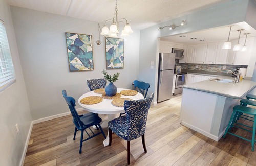 Largo Condo | Beautifully Updated 2 Bed/1 Bath on Intercoastal