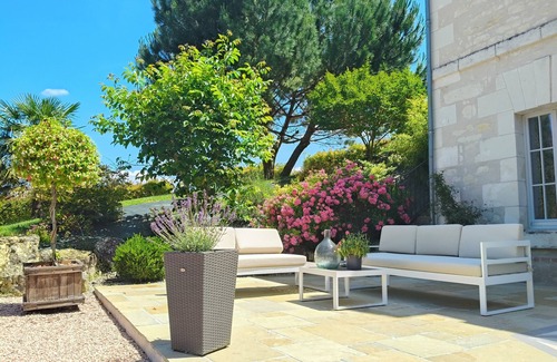 Chateauvieux House | Beauval zoo 5 km away, 2 6-person lodges with Jacuzzi, ideal for cousinly get-togethers.