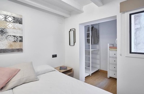 Les Corts Apartment | BeBarceloner Eixample Duplex Apartments