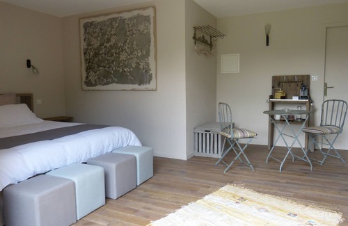 Saint-Philippe-dAiguille House | Bed and breakfast Piqueroque: a haven of peace in the woods and vineyards