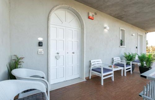 Castelnuovo del Garda Apartment | Bed gold