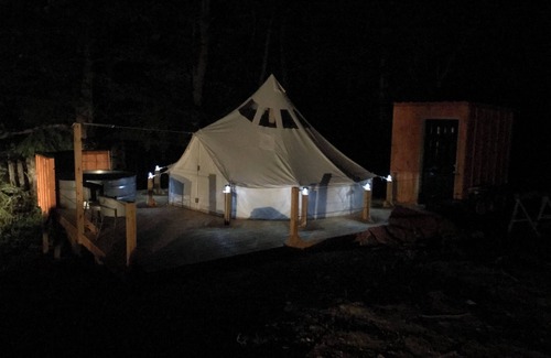 Victor RV Rental | Bee Glamping Farm offers a unique and Romantic Escape you will love.