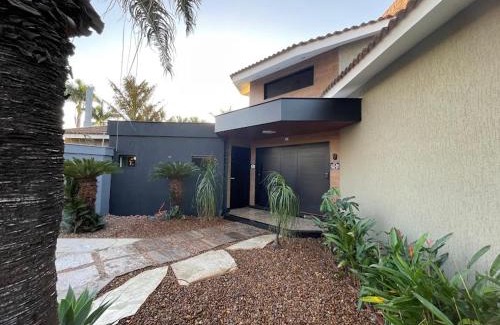 Andradina House | Belíssimo Estudio Stella Maris