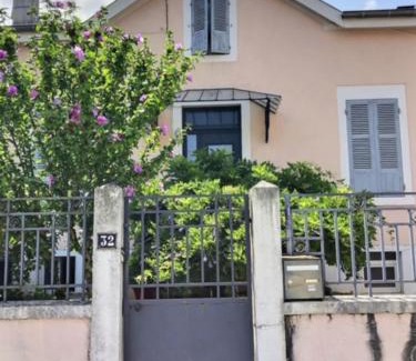 Bourg-en-Bresse House | Bel Air house garden 6 people