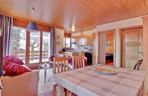 Champery House | Bel Appartement au Centre de Champéry Avec vue