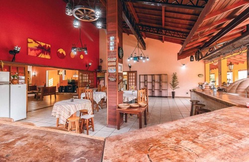 Ribeirao dos Porcos House | Belíssima Chácara em Atibaia de Fácil Acesso a Fernão Dias