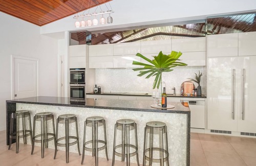 Palm Cove House | Belle Escapes 58 Ocean Dr Palm Cove