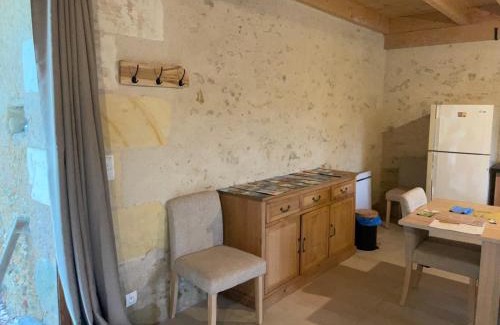 Betz-le-Chateau House | Belle grange au milieu de la campagne et des chevaux