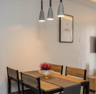 Puerto Princesa City Centre Apartment | Belle Island Suite