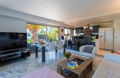 La Californie Apartment | BELLES TERRES 2 AP4392 By Riviera Holiday Homes