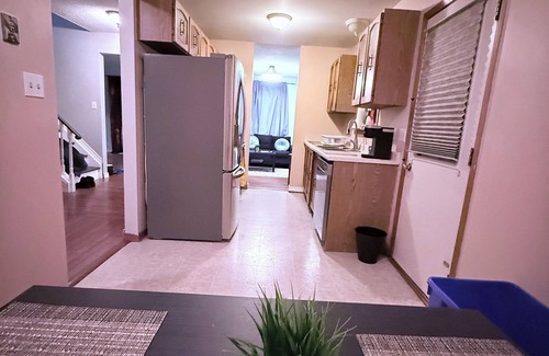 Belleville House | Belleville Getaway Big Yard & Comfort