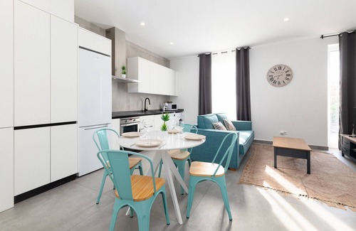 Arrancapins Apartment | Belmar Apartments 4. WiFi + A/C + 6 Pax