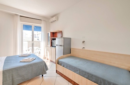 Rivabella Apartment | Belvilla by OYO Modern Apartment with Balcony