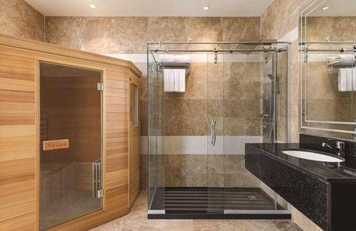 Al-Hamra'a Hotel | Belvilla Jeddah Harbour Vivid Plaza Stay