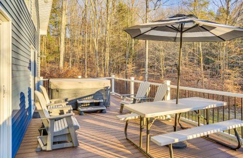 Benezette House | Benezette Cabin with Hot Tub, Grill and Mtn Views