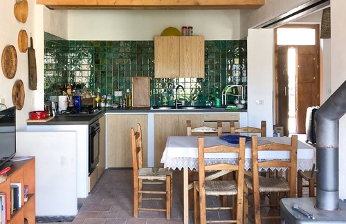 Nurachi Apartment | Beni benius - Two Bedroom Apartment, Sleeps 5