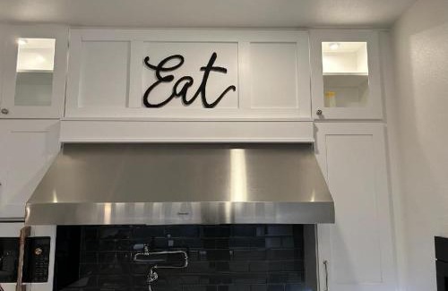 Grogan's Mill Villa | Benji's Place