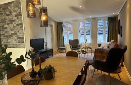 Bergen City Centre Apartment | Bergenshus rett ved Bryggen i Bergen